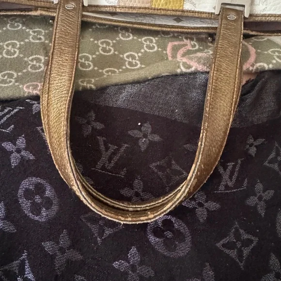 MCM White and Gold Visetos Tote with Brown Trim - Picture 6 of 10